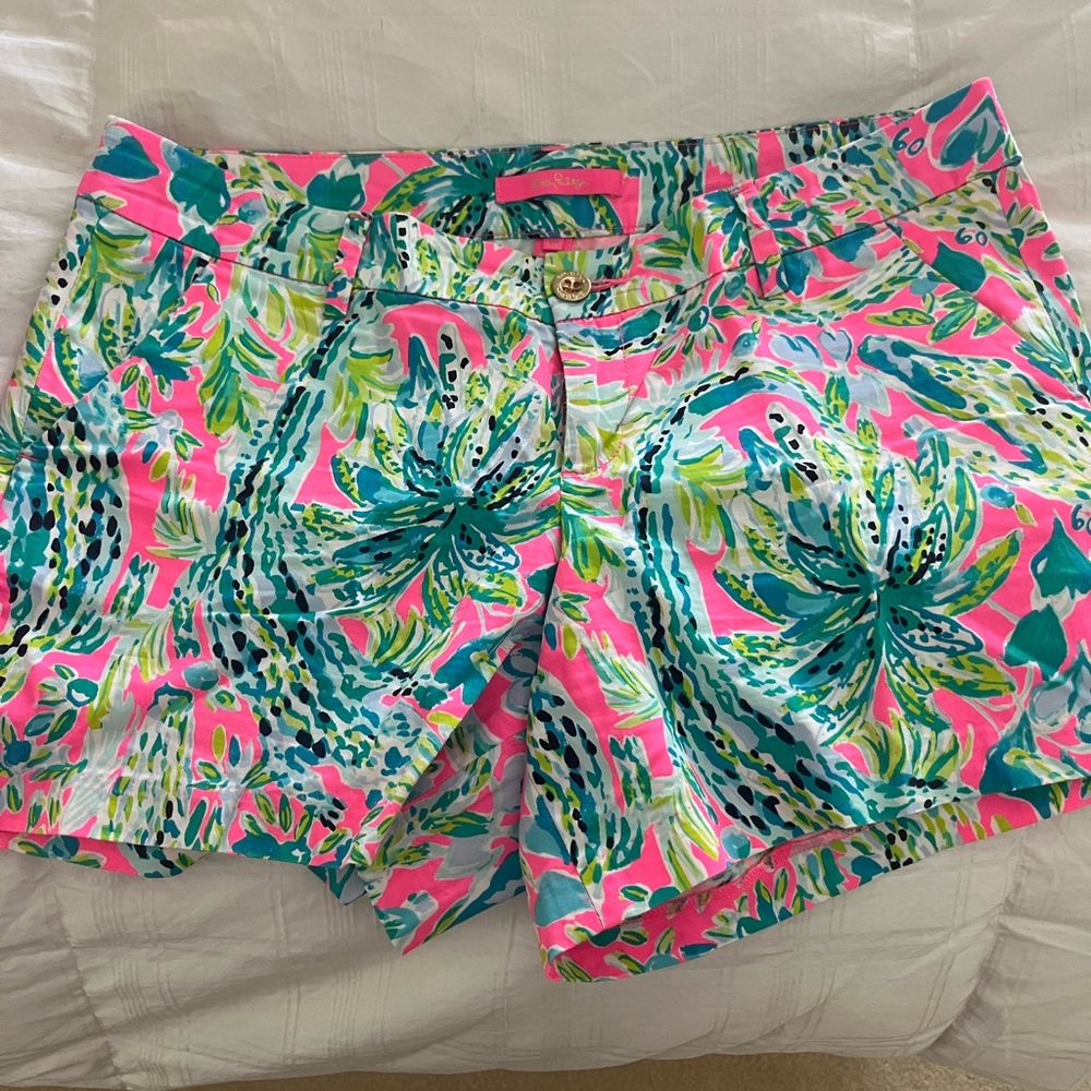 Lilly Pulitzer Women's Pink and Green Shorts